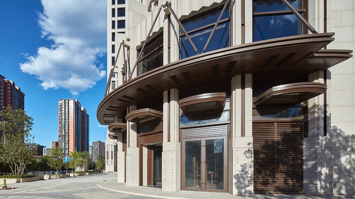 东湖国际中心入口